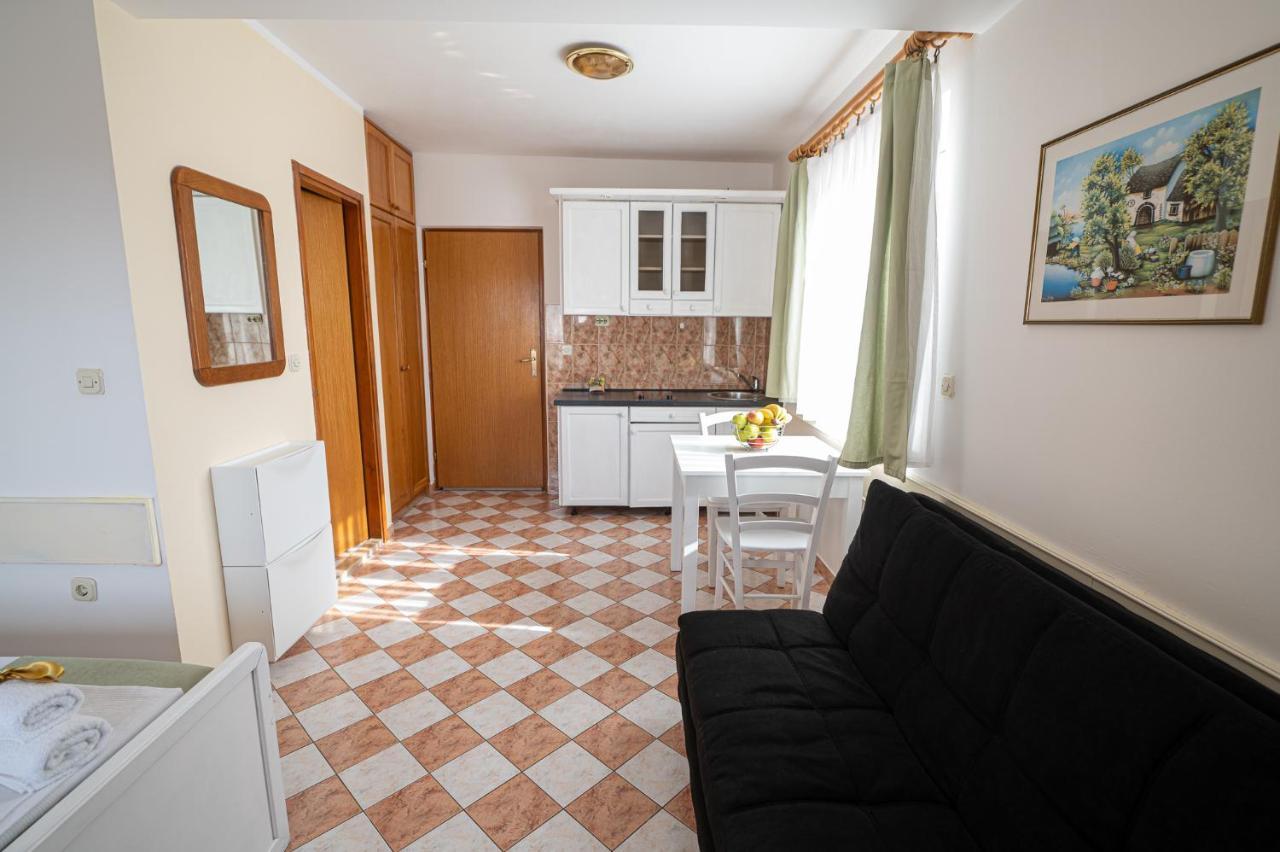 Apartmani Marin No1. Vodice Eksteriør billede